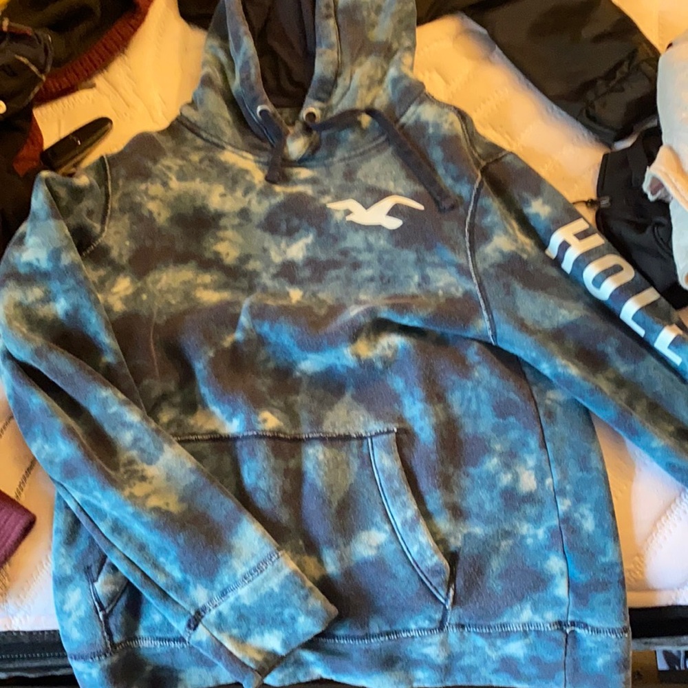 hollister hoodie